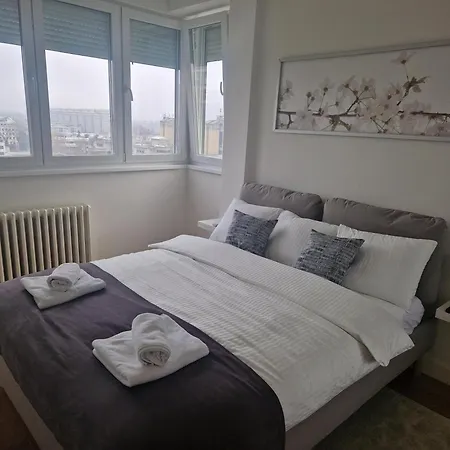 Royal Novi Mercator Apartment *