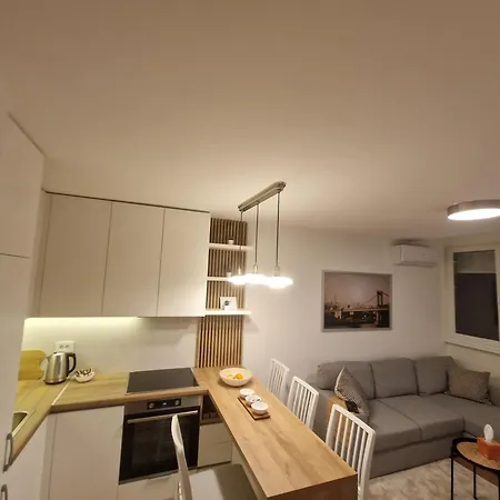 Royal Novi Mercator Bělehrad