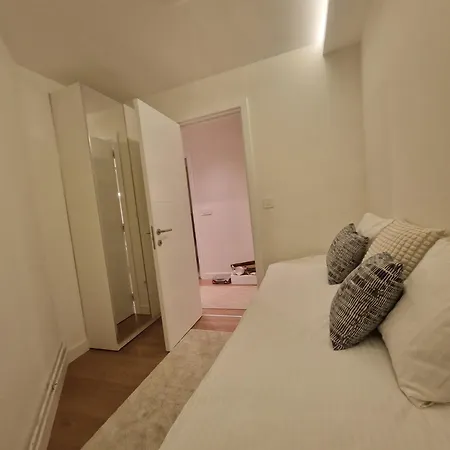 Royal Novi Mercator *