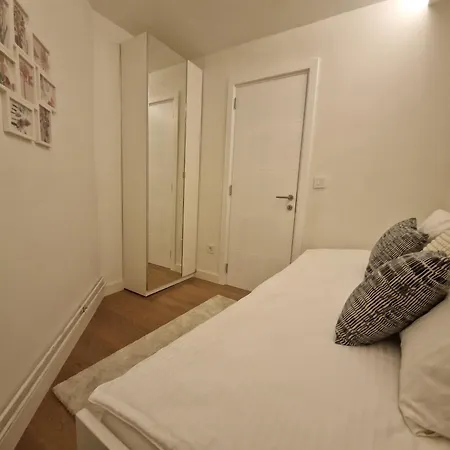 Royal Novi Mercator Apartmán Bělehrad